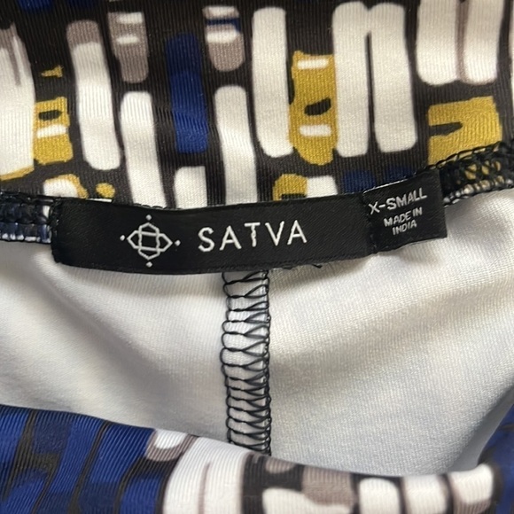 SATVA Leggings - Picture 8 of 10